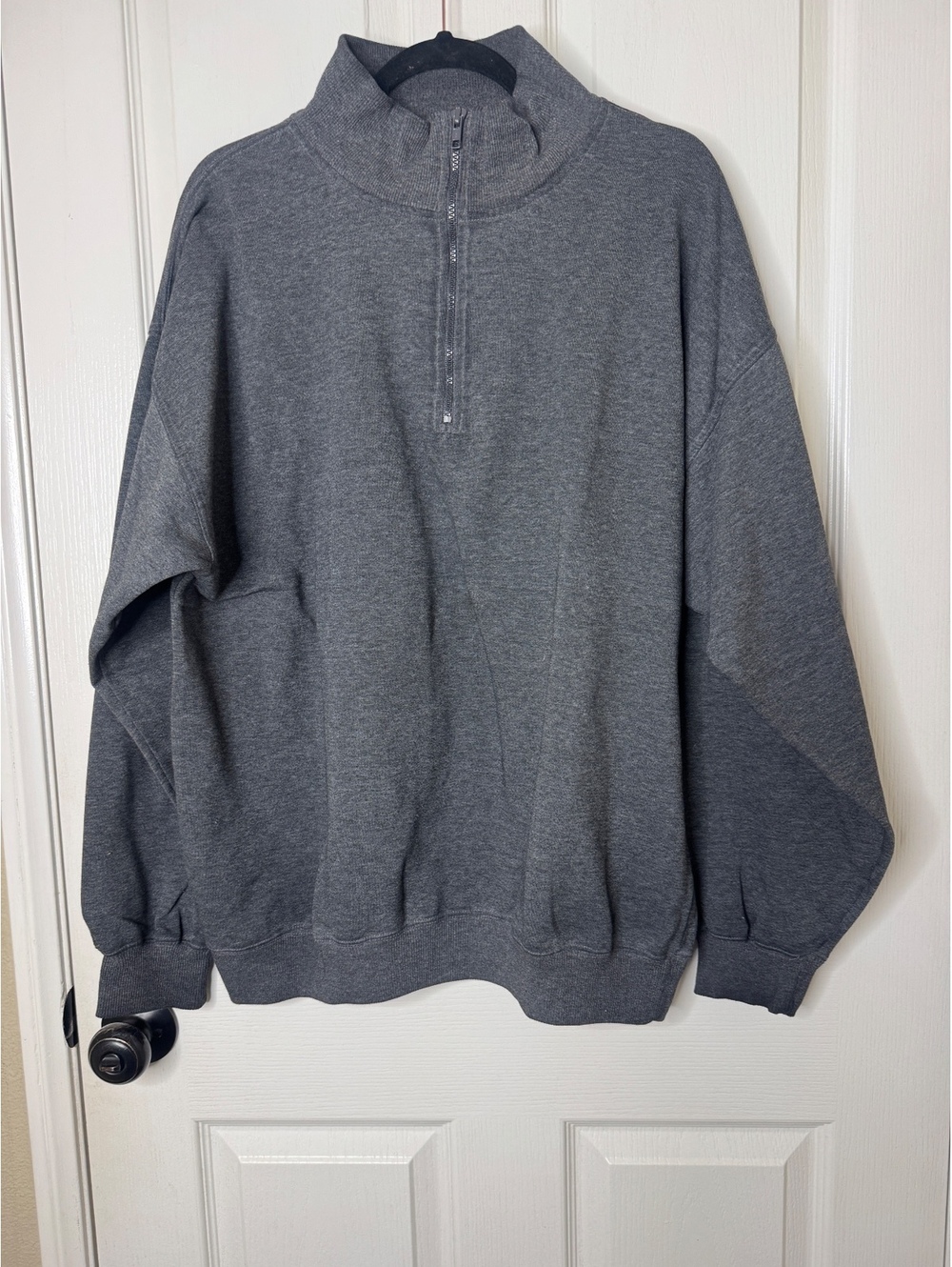 Vintage Cheetah Mervyn’s XL Gray Quarter Zip Mock Neck Sweatshirt Made Singapore